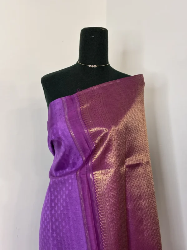 IMG_0045 Kanchipuram – Border Less